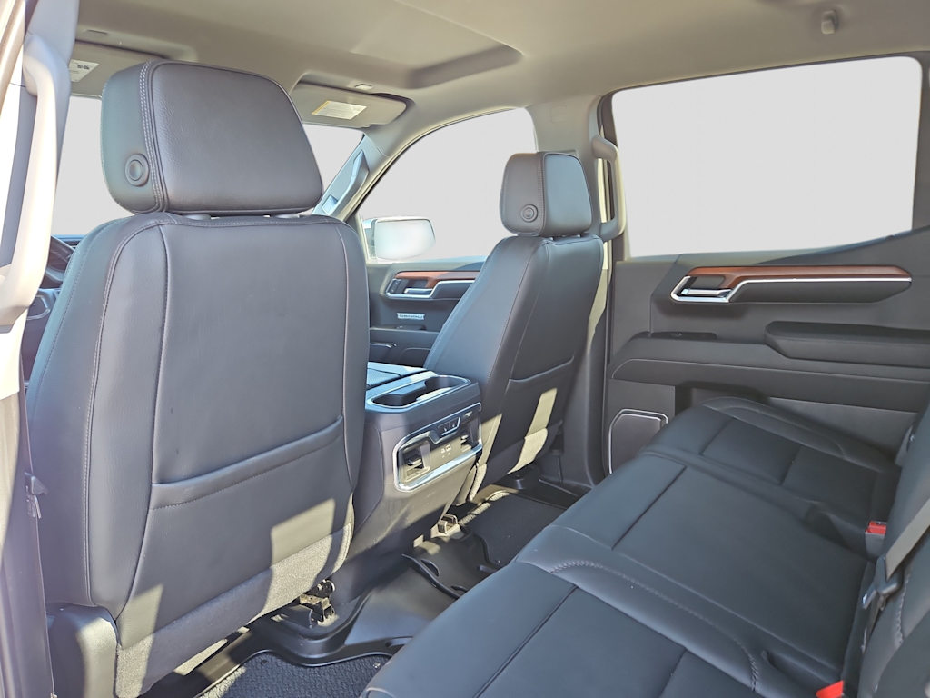 Thumbnail: 2022 GMC Sierra 1500 - 11