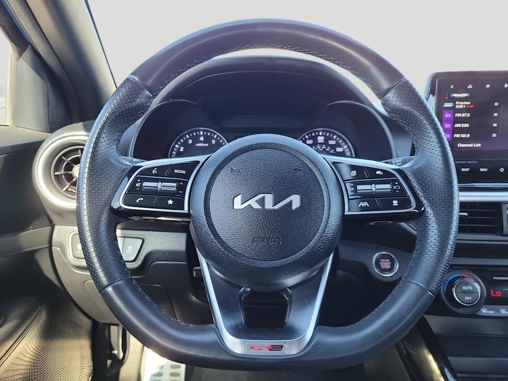 Thumbnail: 2023 Kia Forte - 12