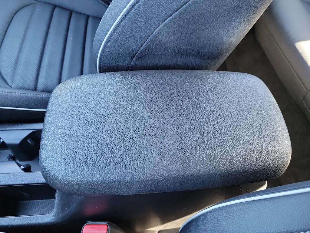 Thumbnail: 2023 Kia Forte - 17