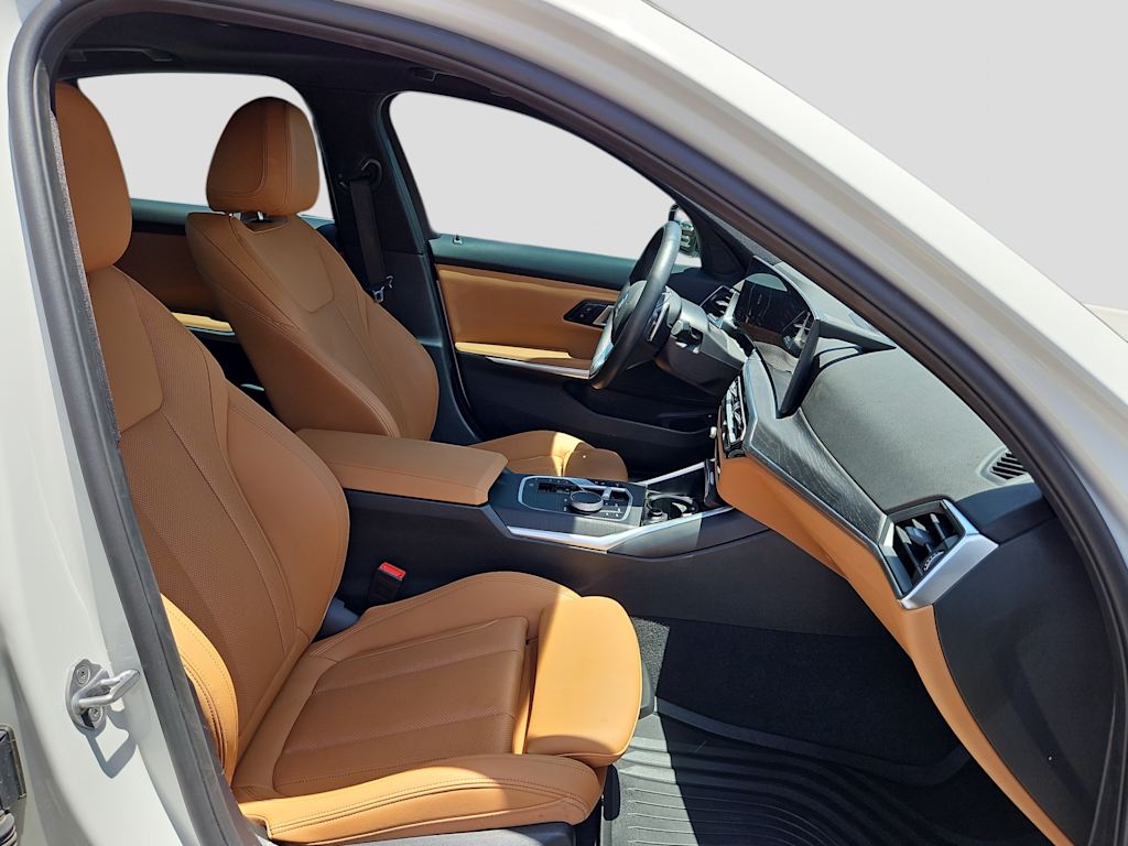Thumbnail: 2024 BMW 3 Series - 8