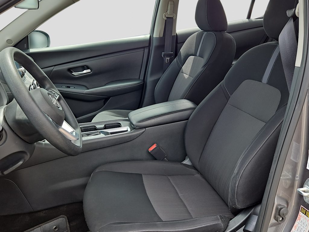 Thumbnail: 2024 Nissan Sentra - 9