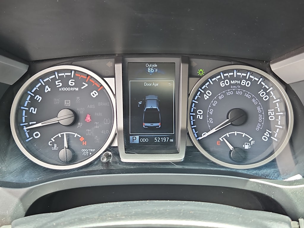 Thumbnail: 2023 Toyota Tacoma - 16