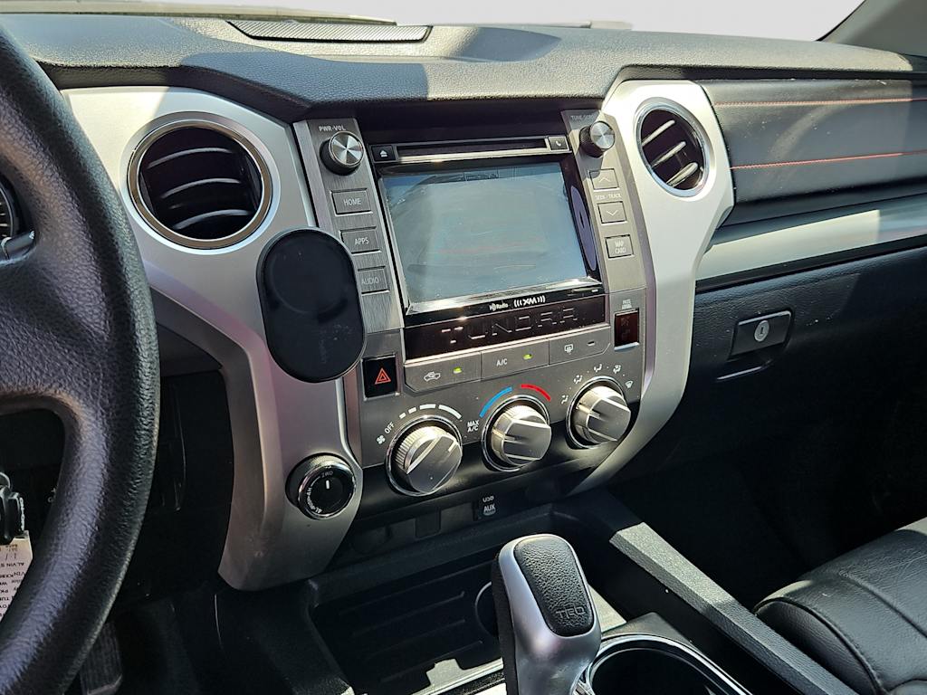 Thumbnail: 2019 Toyota Tundra - 14