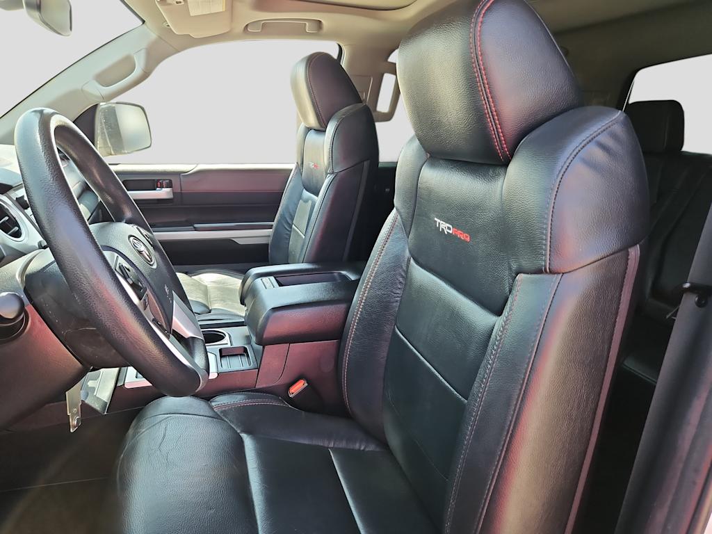 Thumbnail: 2019 Toyota Tundra - 10