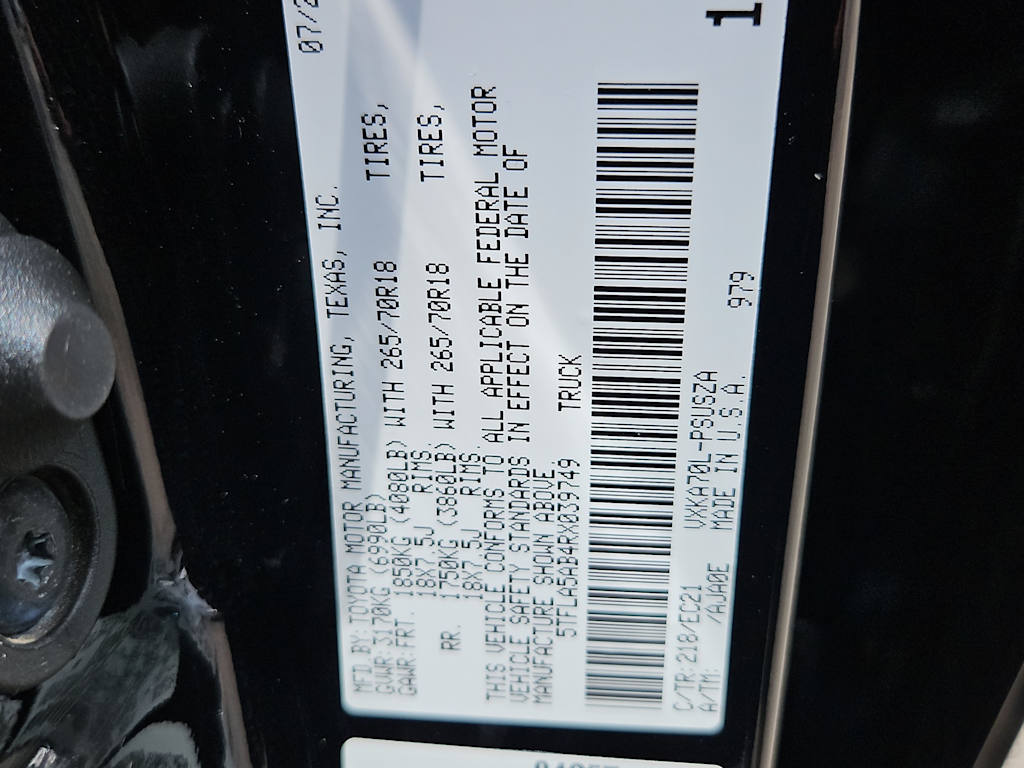 Thumbnail: 2024 Toyota Tundra - 13