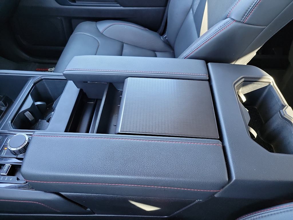 Thumbnail: 2023 Toyota Tundra - 15