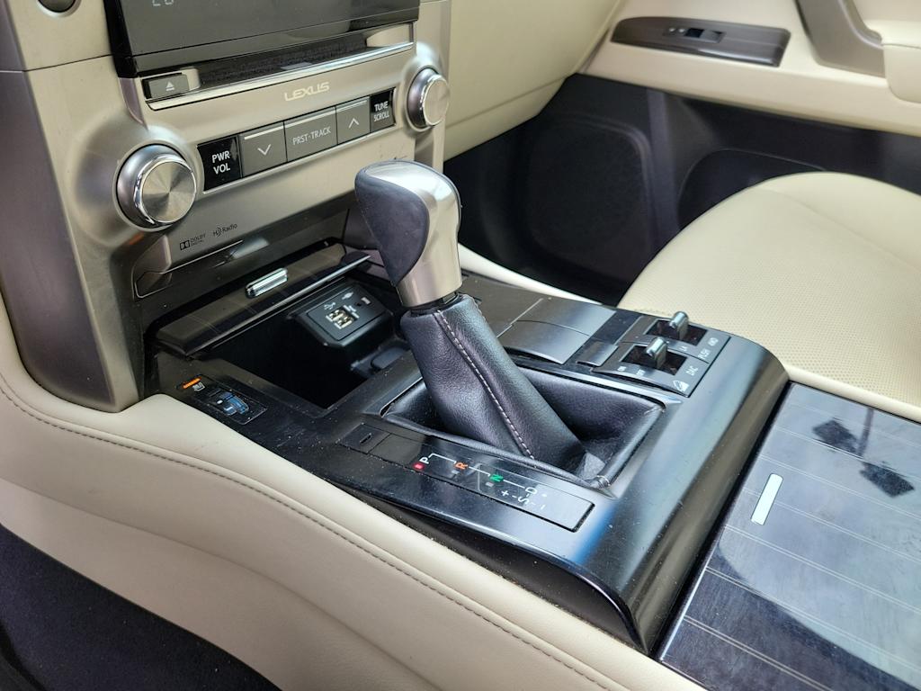 Thumbnail: 2020 Lexus GX - 11