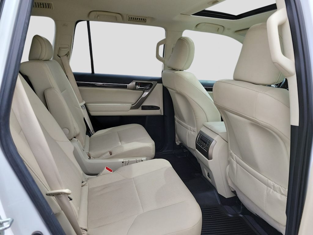 Thumbnail: 2020 Lexus GX - 14