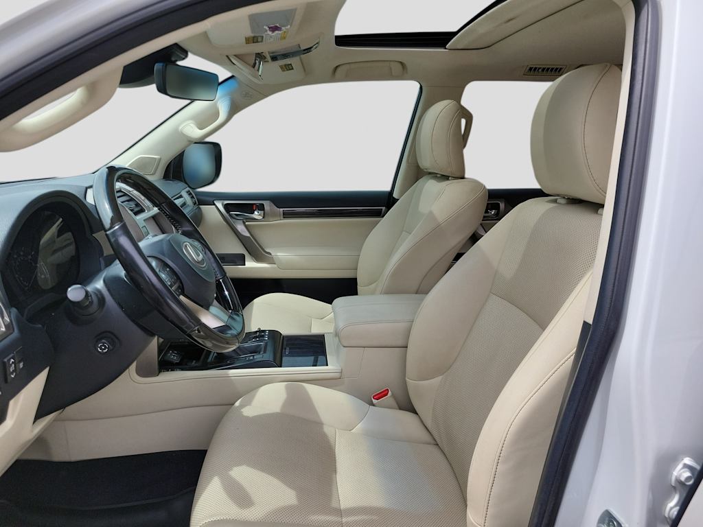 Thumbnail: 2020 Lexus GX - 6