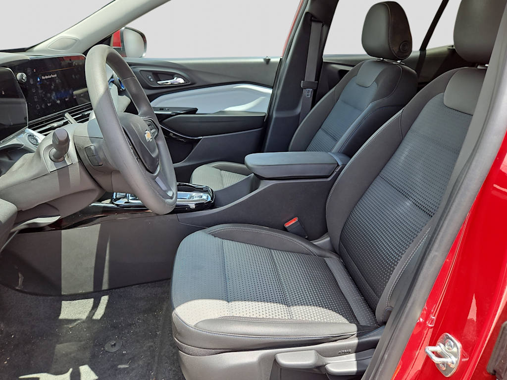Thumbnail: 2026 Chevrolet Trax - 11