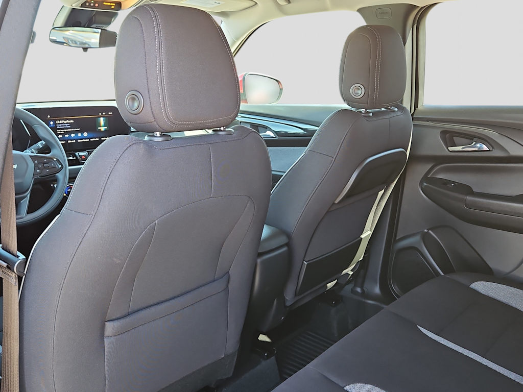 Thumbnail: 2026 Chevrolet TrailBlazer - 8
