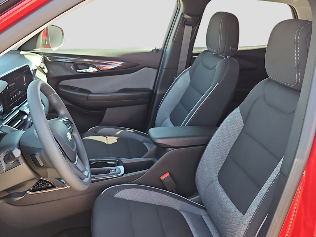 Thumbnail: 2026 Chevrolet TrailBlazer - 6