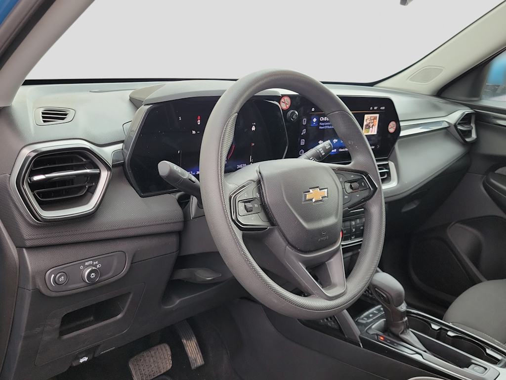 Thumbnail: 2025 Chevrolet TrailBlazer - 2