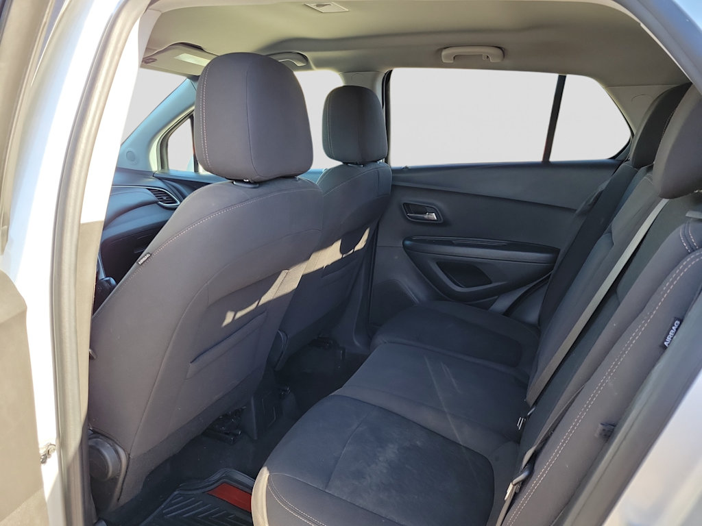 Thumbnail: 2022 Chevrolet Trax - 13