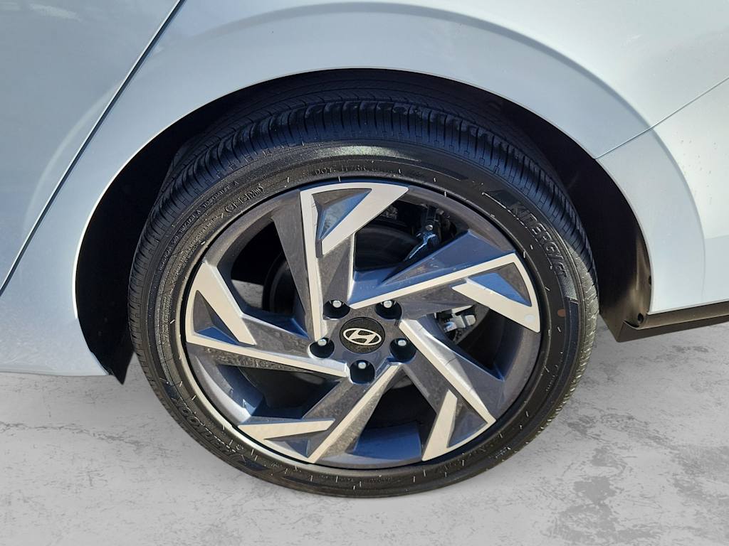 Thumbnail: 2025 Hyundai Elantra - 8