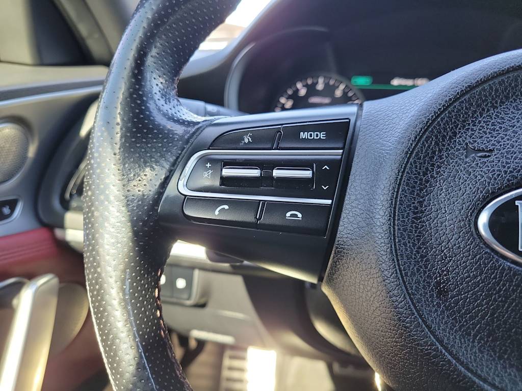 Thumbnail: 2020 Kia Stinger - 20