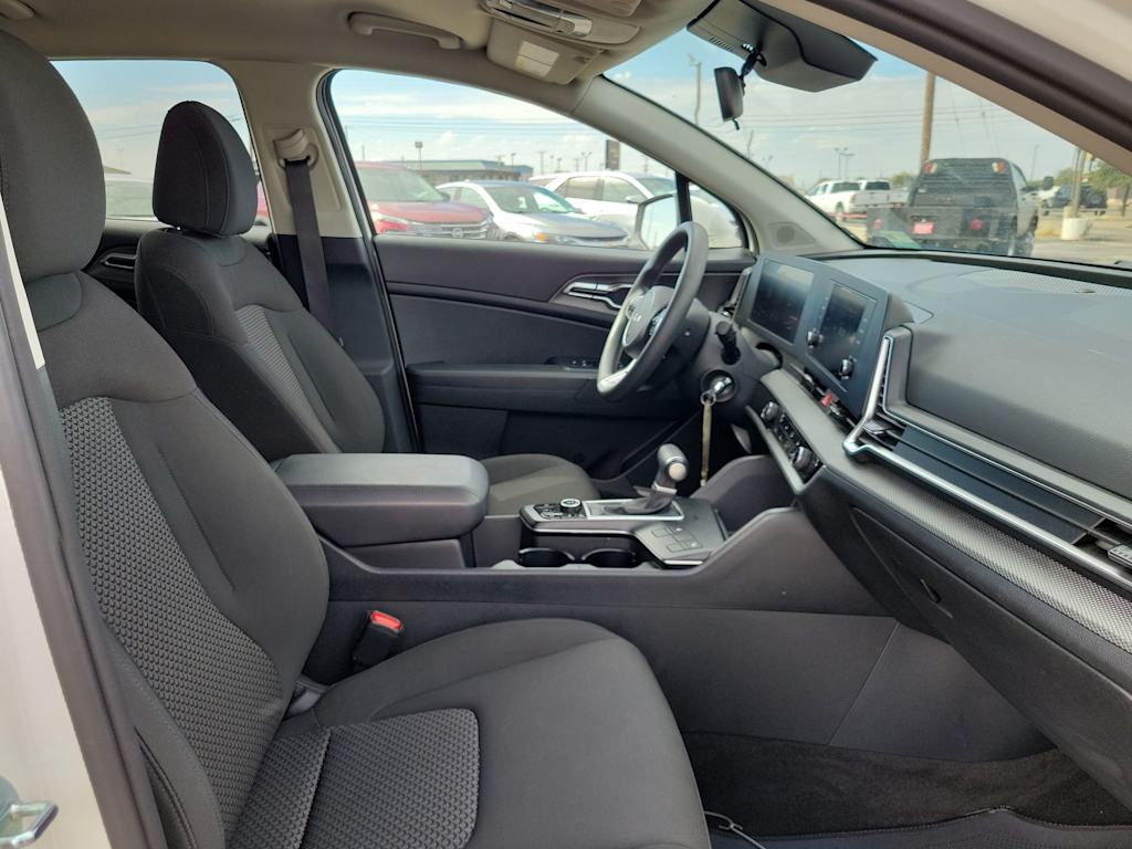 Thumbnail: 2025 Kia Sportage - 11