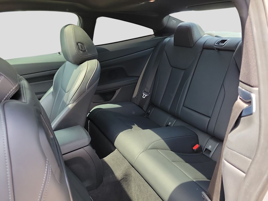 Thumbnail: 2025 BMW 4 Series - 12