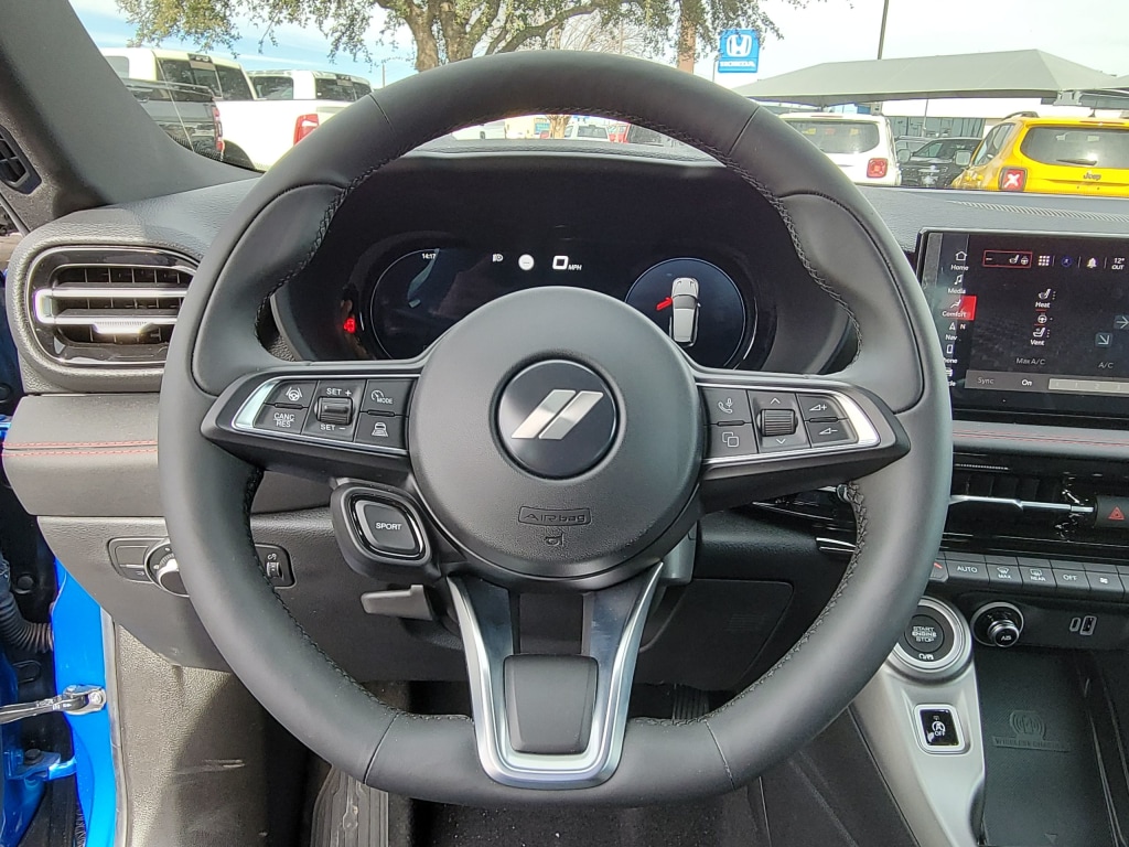 Thumbnail: 2024 Dodge Hornet - 14
