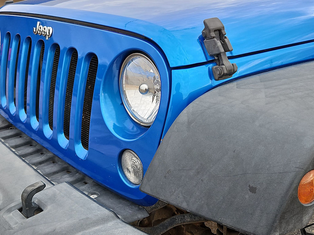 Thumbnail: 2015 Jeep Wrangler - 20