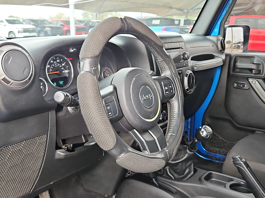 Thumbnail: 2015 Jeep Wrangler - 2