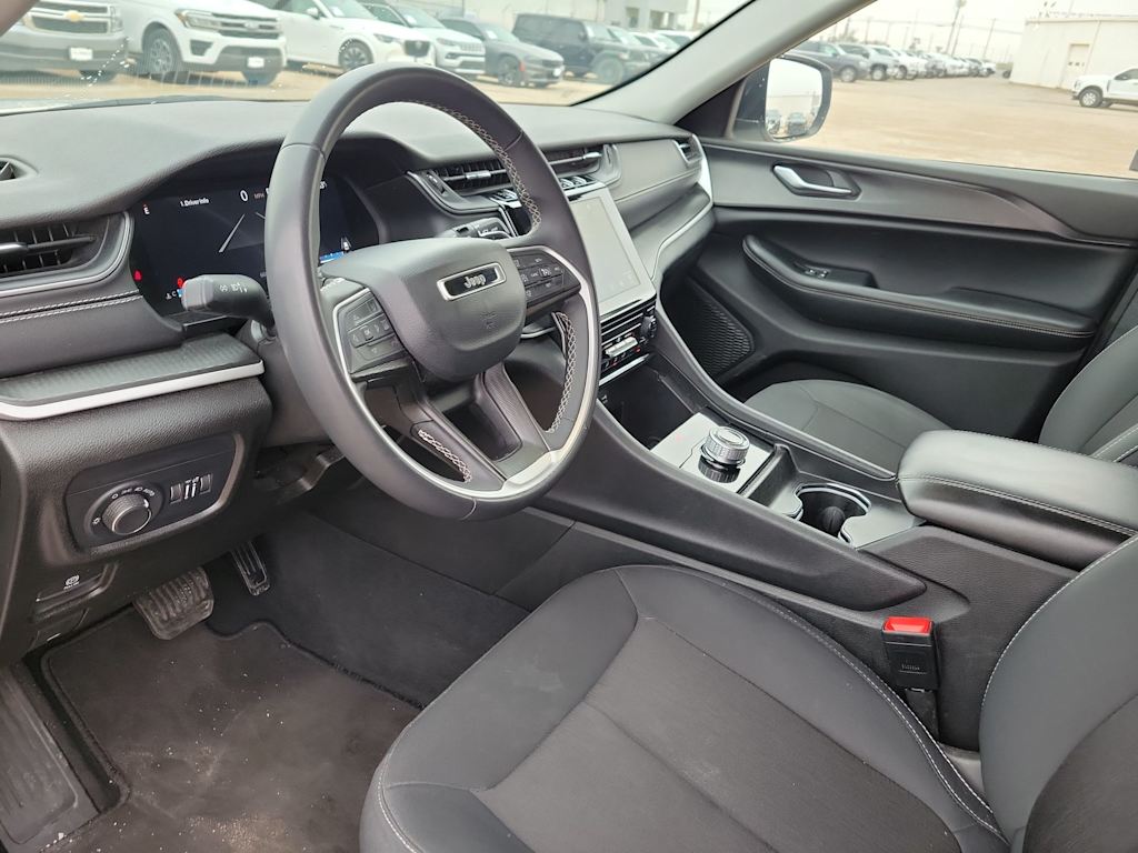 Thumbnail: 2024 Jeep Grand Cherokee - 2
