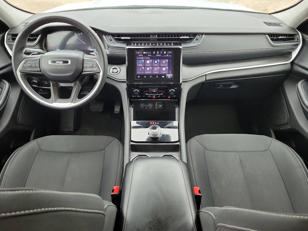 Thumbnail: 2024 Jeep Grand Cherokee - 10