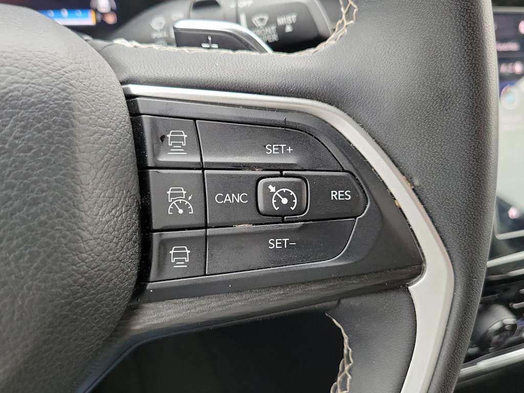 Thumbnail: 2024 Jeep Grand Cherokee - 23