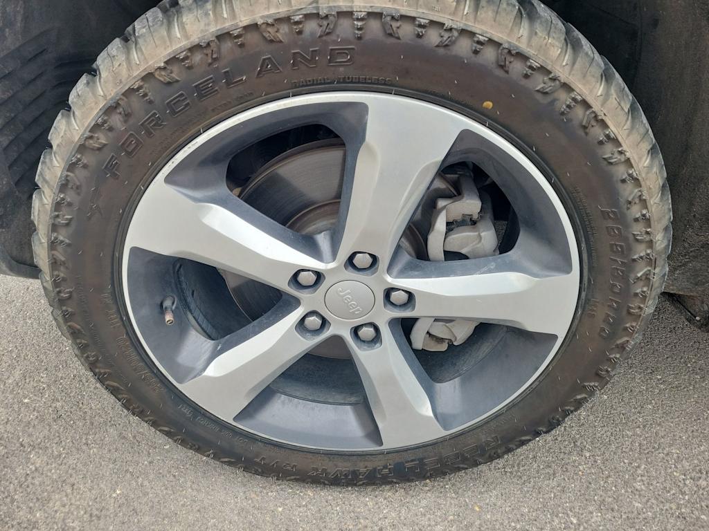 Thumbnail: 2021 Jeep Grand Cherokee L - 8