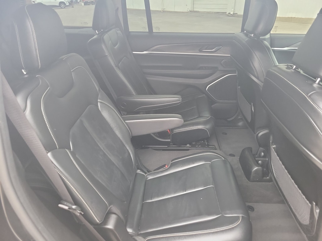 Thumbnail: 2021 Jeep Grand Cherokee L - 26