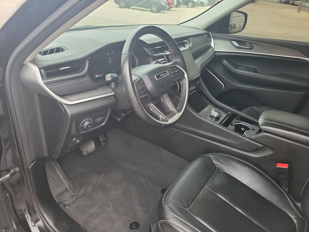 Thumbnail: 2021 Jeep Grand Cherokee L - 2