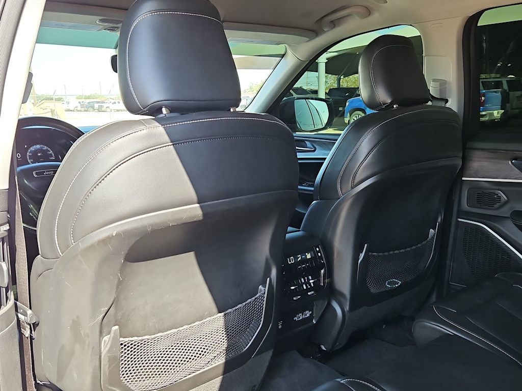 Thumbnail: 2022 Jeep Grand Cherokee L - 22