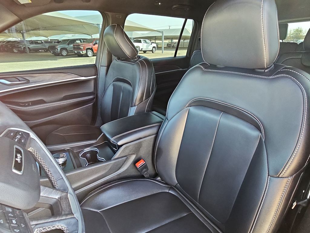 Thumbnail: 2025 Jeep Grand Cherokee L - 11