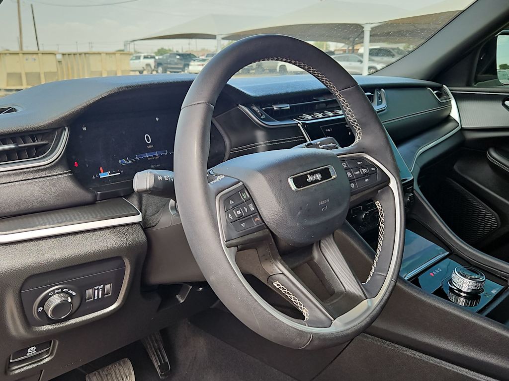 Thumbnail: 2025 Jeep Grand Cherokee L - 2