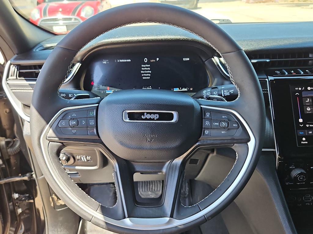 Thumbnail: 2025 Jeep Grand Cherokee L - 14