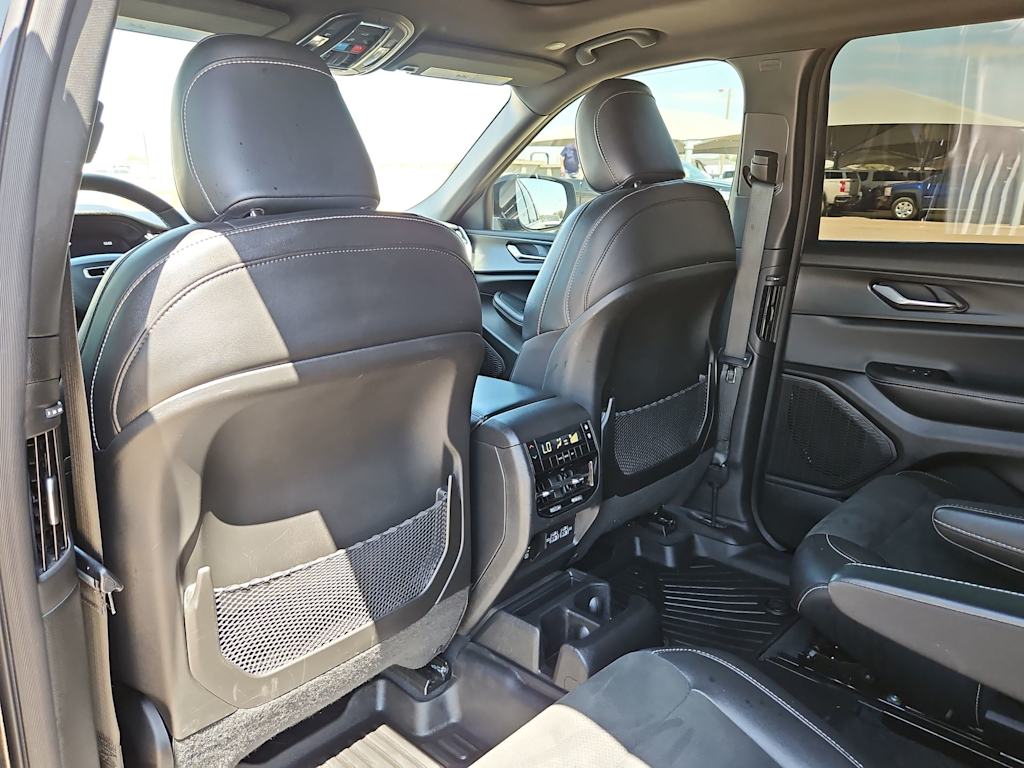 Thumbnail: 2025 Jeep Grand Cherokee L - 13