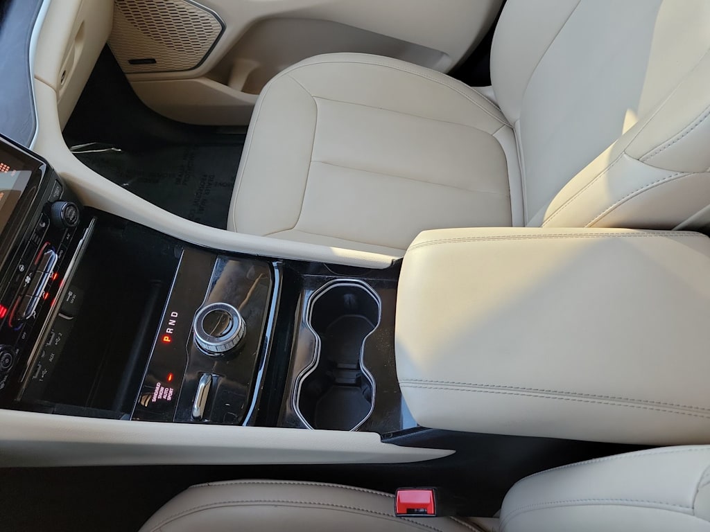 Thumbnail: 2022 Jeep Grand Cherokee L - 16