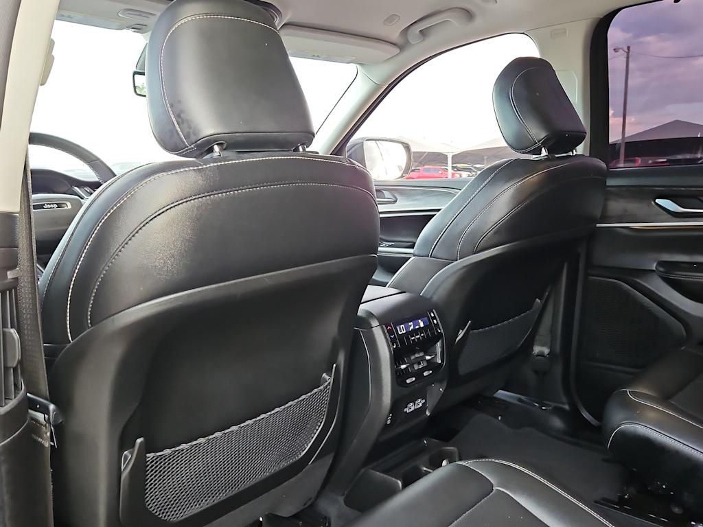Thumbnail: 2023 Jeep Grand Cherokee L - 13