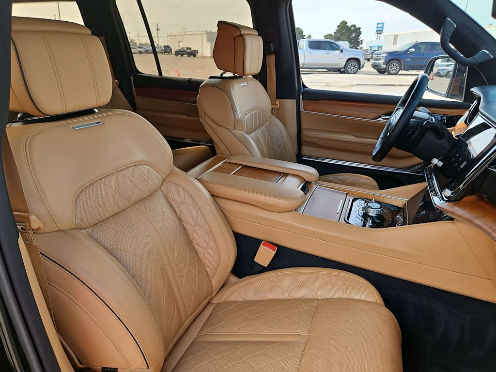 Thumbnail: 2023 Jeep Grand Wagoneer - 24