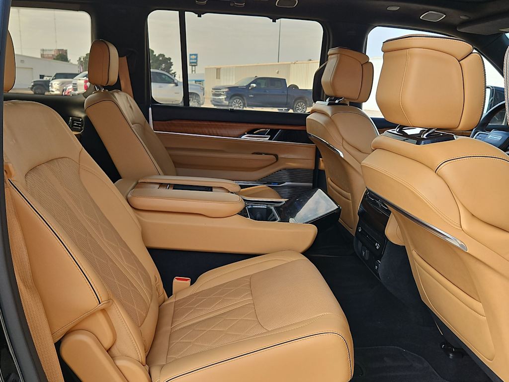 Thumbnail: 2023 Jeep Grand Wagoneer - 11