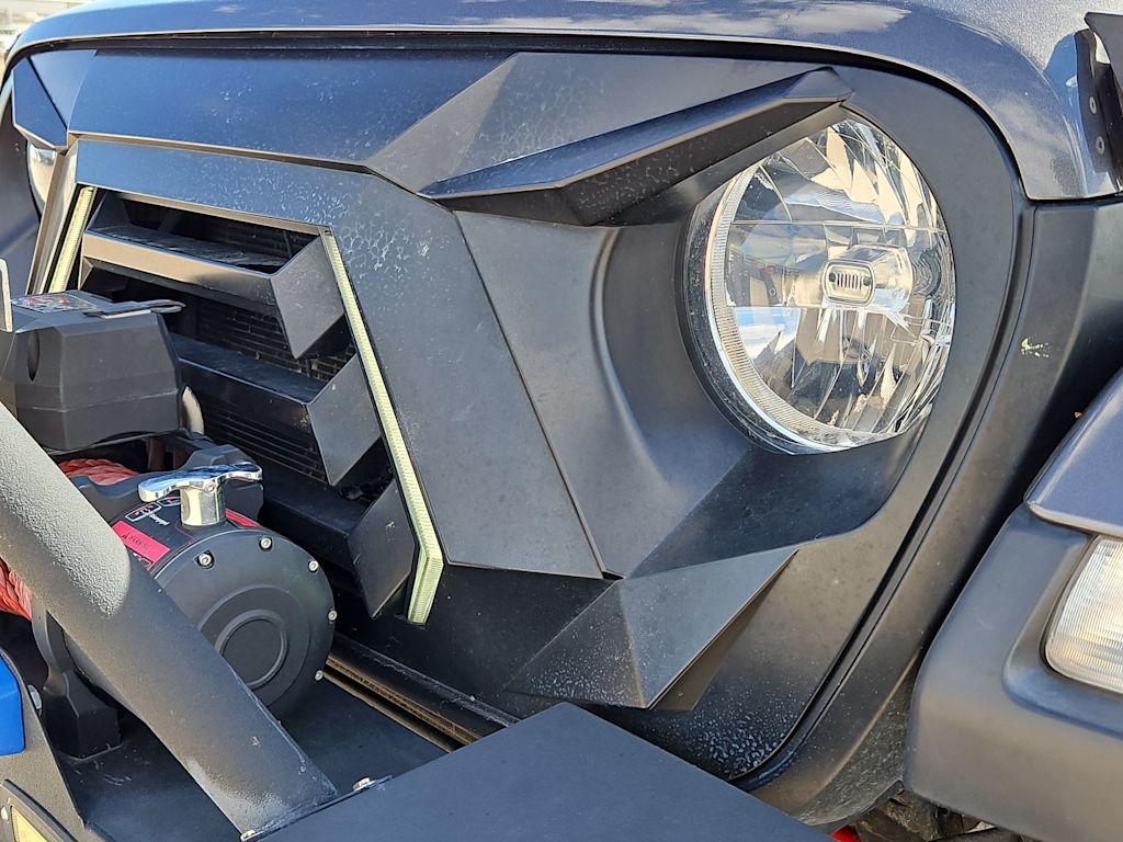 Thumbnail: 2021 Jeep Gladiator - 23