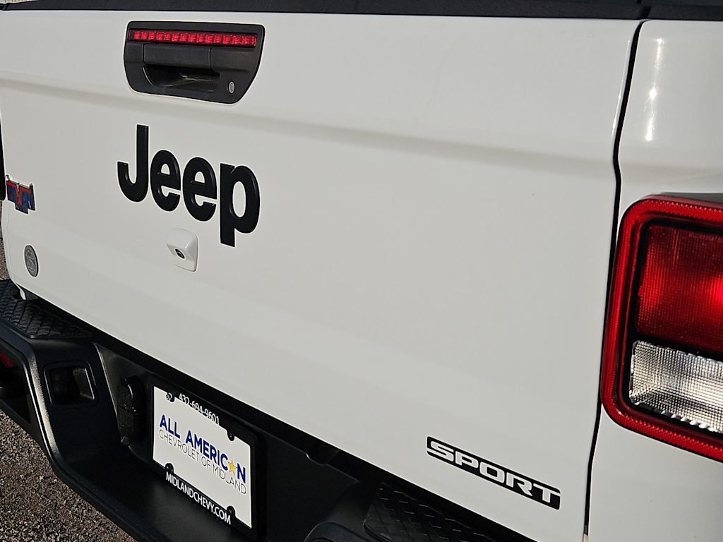 Thumbnail: 2021 Jeep Gladiator - 25
