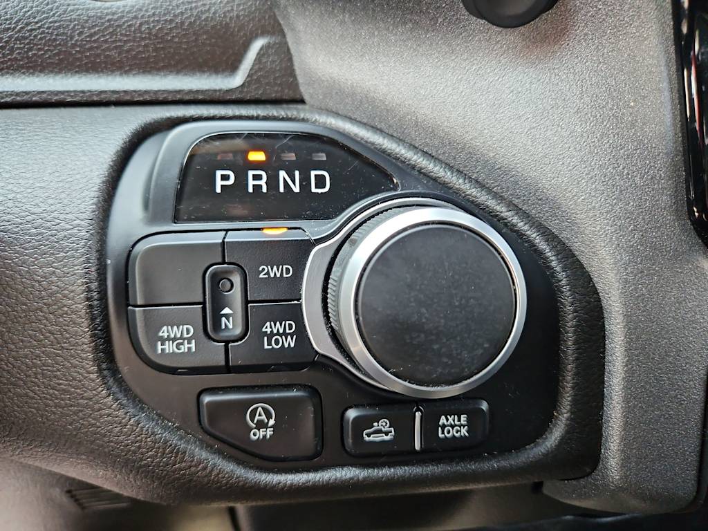 Thumbnail: 2025 RAM 1500 - 24