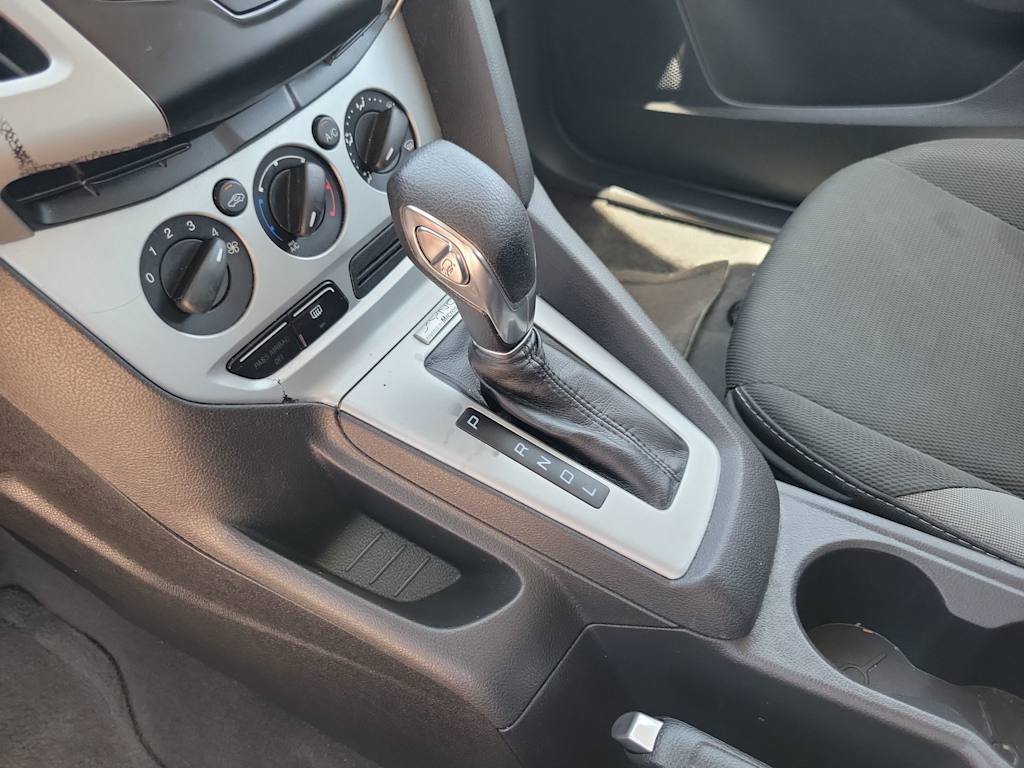Thumbnail: 2014 Ford Focus - 16