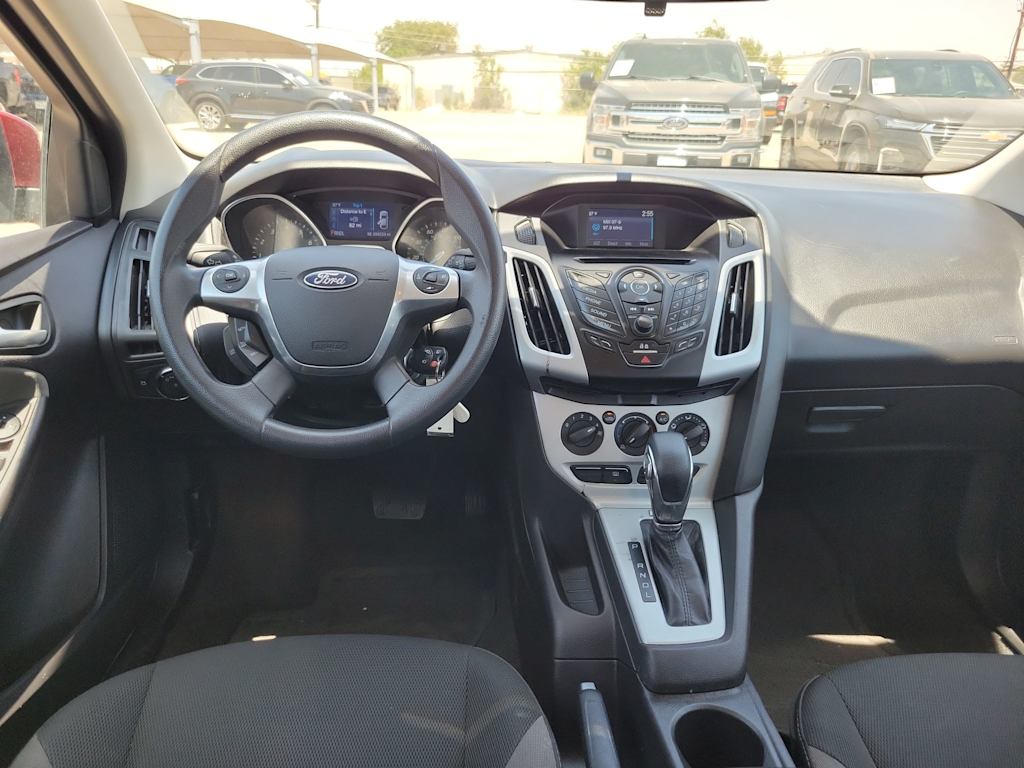 Thumbnail: 2014 Ford Focus - 10