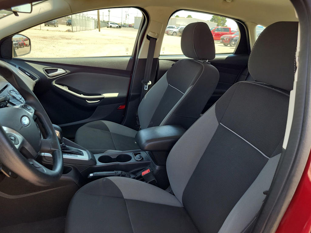 Thumbnail: 2014 Ford Focus - 11