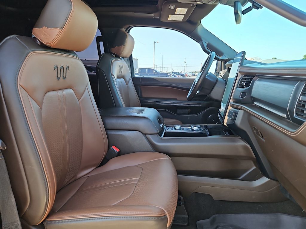 Thumbnail: 2023 Ford Expedition - 12