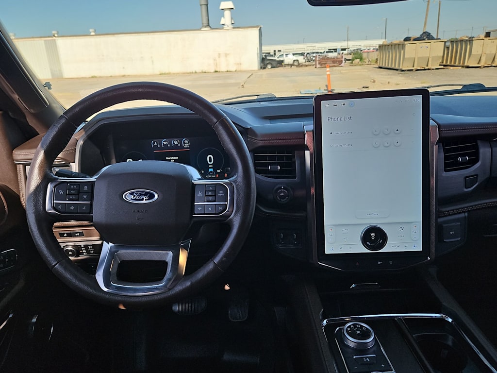 Thumbnail: 2023 Ford Expedition - 10