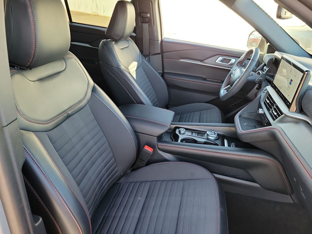 Thumbnail: 2025 Ford Explorer - 26