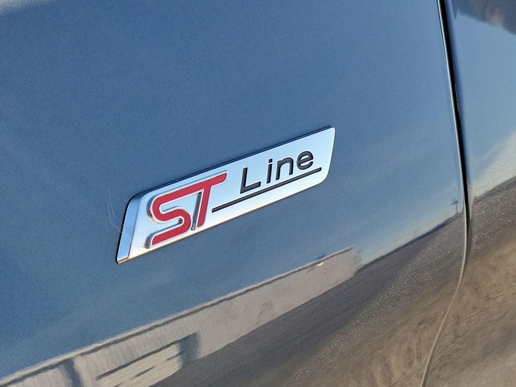 Thumbnail: 2025 Ford Explorer - 7